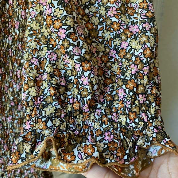 Faithfull the Brand Shirred Floral Dress Size 8 Large - Picture 7 of 11